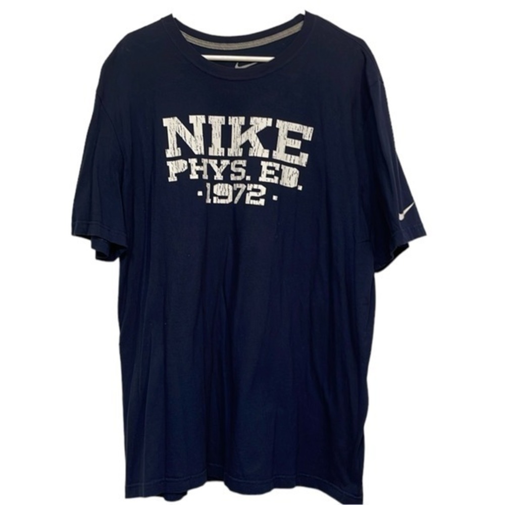 Men’s Physical Education Navy Blue & White Graphic Iconic Swoosh Shirt Size XXL